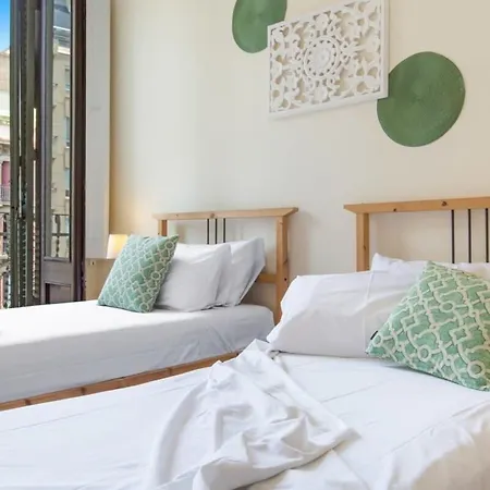 Paseo St Joan Classic 4bd For 10 Guests Apartment