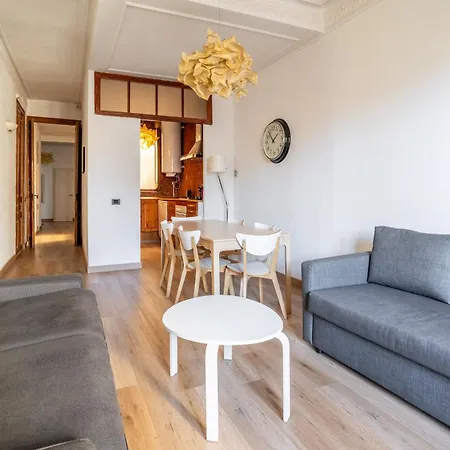 Apartment Paseo St Joan Classic 4bd For 10 Guests *