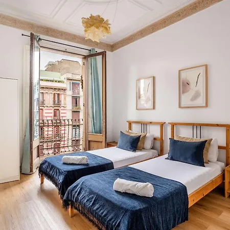 Paseo St Joan Classic 4bd For 10 Guests *