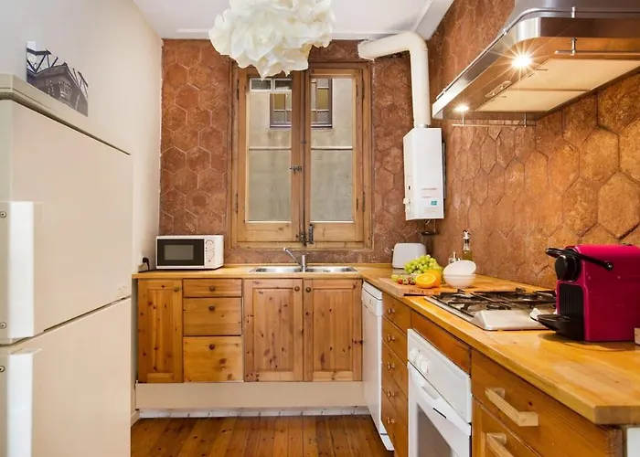 The Collection - Paseo St Joan Classic 4bd For 10 Guests